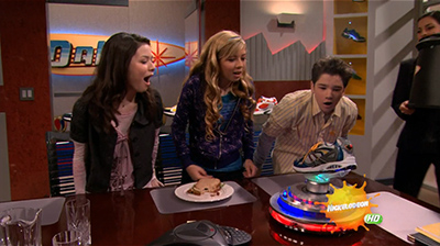 iPromote Techfoots | iCarly Wiki | Fandom