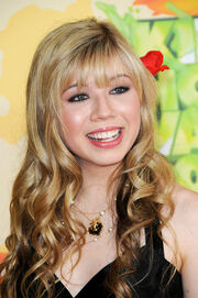 Jennette McCurdy 358578