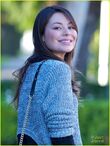 Miranda-cosgrove-kings-road-01