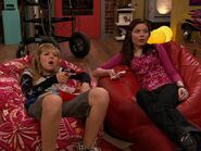 Sam & Carly vs Freddie's Bad Joke