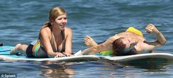 Normal Jennette McCurdy in Hawaii 281029