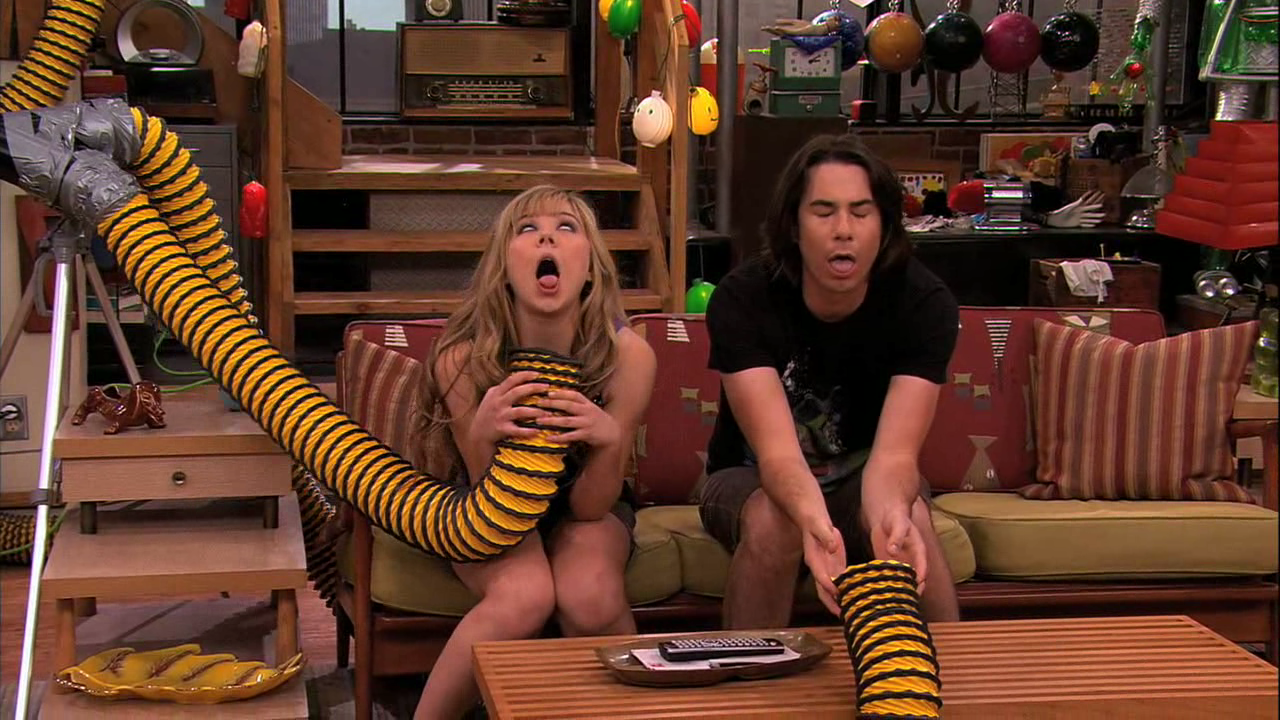 iBeat the Heat is the 20th episode and season finale of Season 3 of iCarly ...