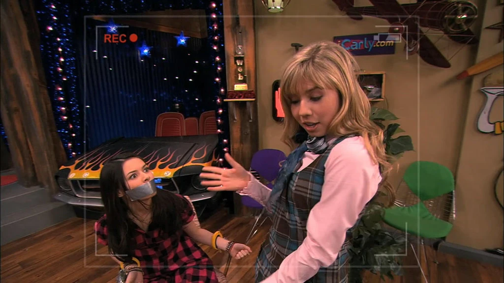 Icarly Carly And Freddie Dance
