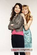 Jennette-McCurdy-Miranda-Cosgrove-Season-3-promo-48