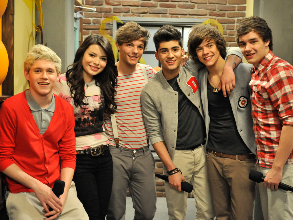 【激レア】iCarly: iGo One Direction DVD 激レア】iCarly: iGo One Direction DVD - メルカリ