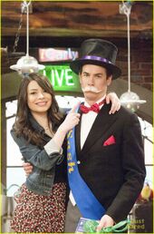 Icarly-toe-fat-cakes-05.jpg