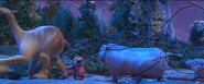 Ice Age Collision Course screenshot from Trailer2 Ice Sculpture 