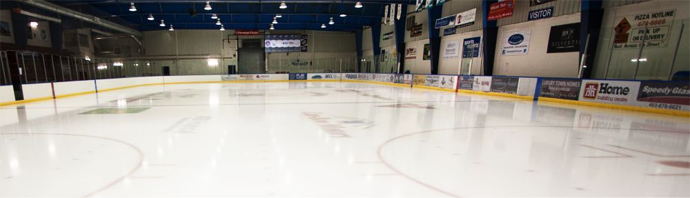 Centre (ice hockey) - Wikipedia