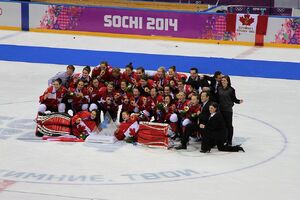 Women's tournament, 2014 Winter Olympics, Gold medal team Canada.jpg