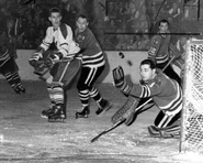 1959-Dec20-Harris-Pilote-Hall.jpg (214 KB) Billy Harris, Pierre Pilote, Glenn Hall, Ed Litzenberger, December 20, 1959.