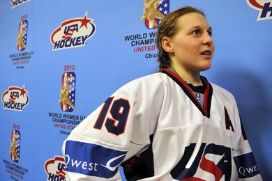 Kendall Coyne Schofield: NHL Network analyst during hockey career - Sports  Illustrated