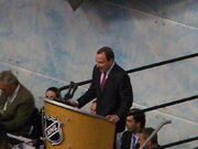 Gary Bettman at Entry Draft 2008