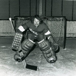Wesmen goalie geo hopkinson 1970 300px