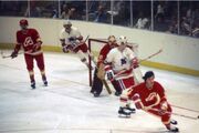 1976-Sep26-Flames-Bulls