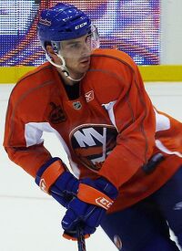 JohnTavares cropped