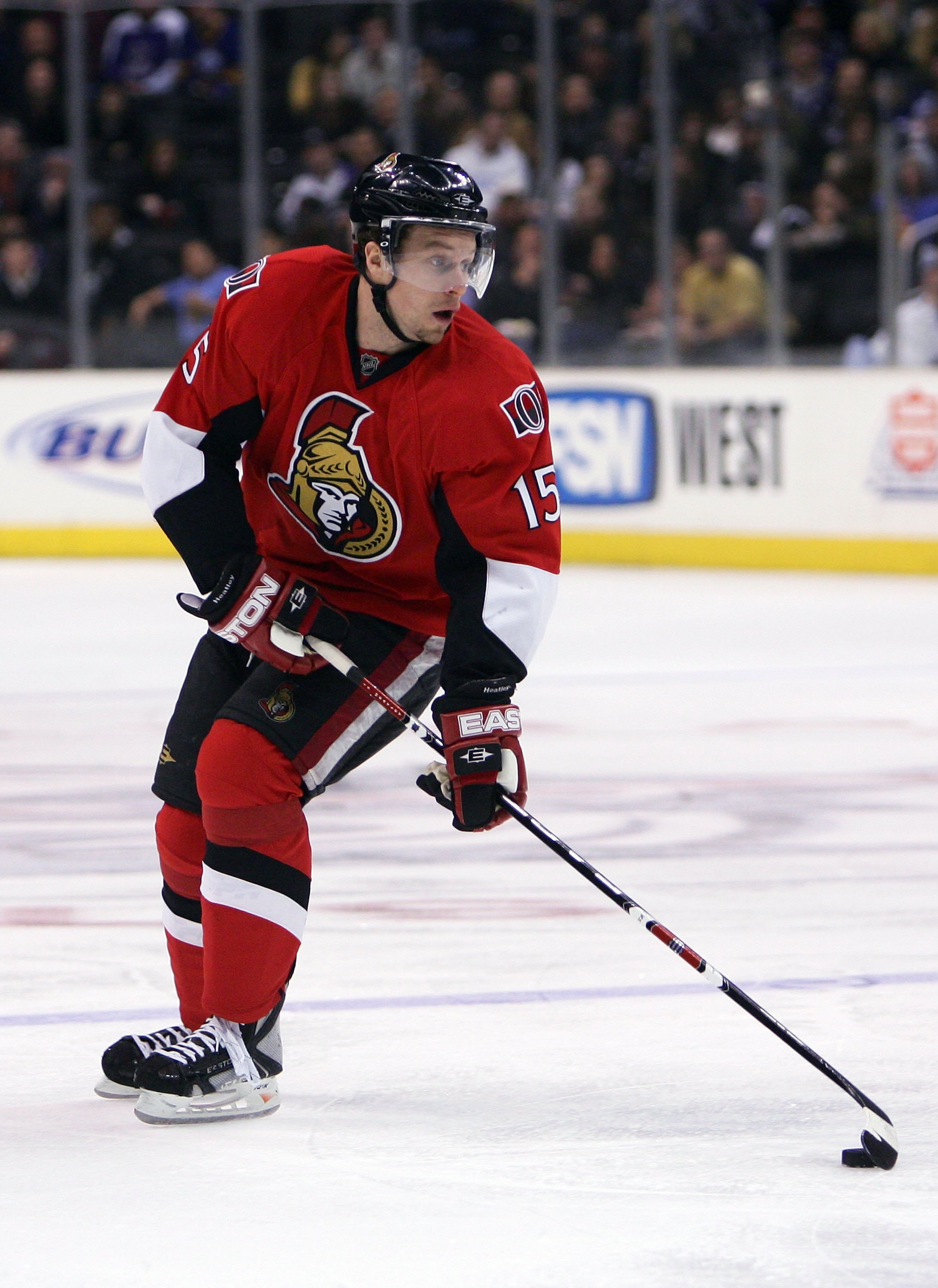Ottawa Senators forward Jonathan Cheechoo struggling to score goals - The  Hockey News