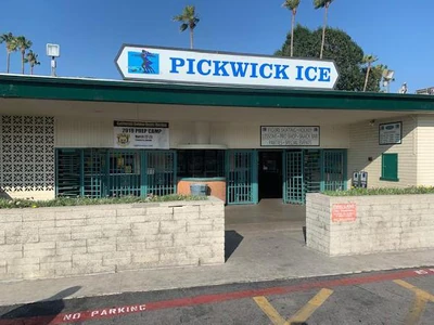 Pickwick Ice