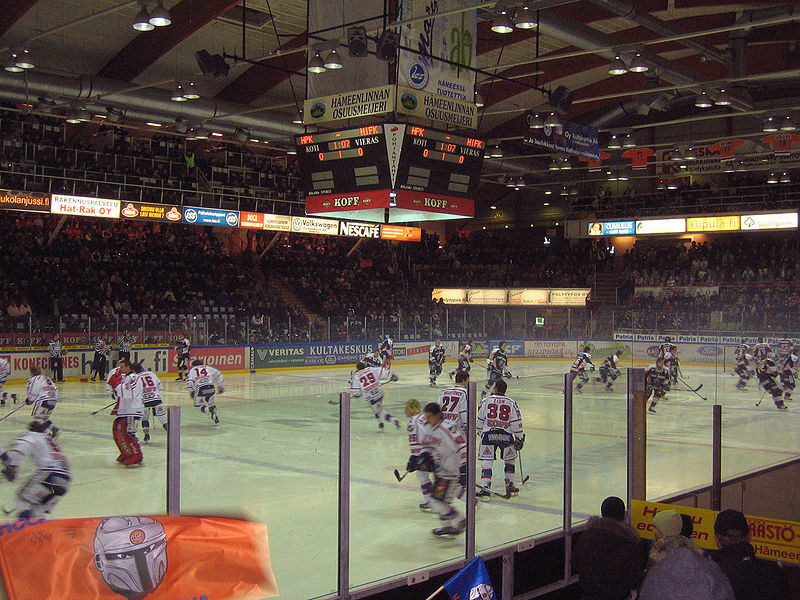 Rinkelinmäki HPK-HIFK lämmittely.jpg