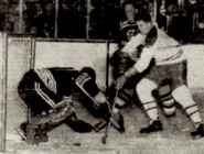 5Nov1955-Sawchuk Beliveau.jpg (74 KB) Jean Béliveau scores one of three goals on Terry Sawchuk in 44 seconds on the power play, November 5, 1955.