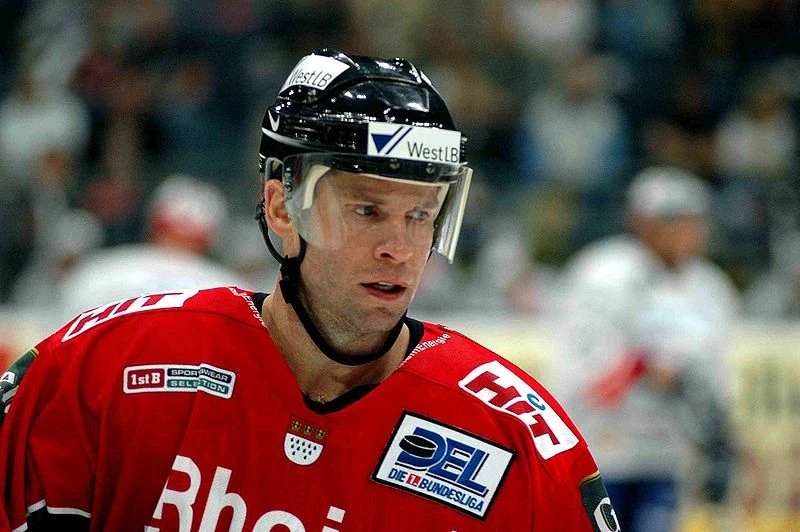 Dave McLlwain Ice Hockey Wiki Fandom