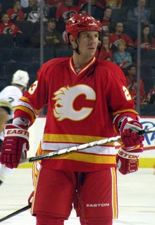 Scott Hannan Flames