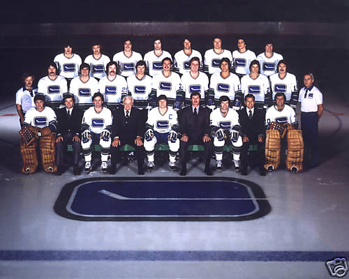 1979-80 Vancouver Canucks Team Issued Media Official Photo BLIGHT SMYL  LINDGREN+