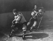 10Feb1946-Mosienko MBentley.jpg (57 KB) Bill Mosienko and Max Bentley wear the "number" second jerseys against the Rangers, February 10, 1946.