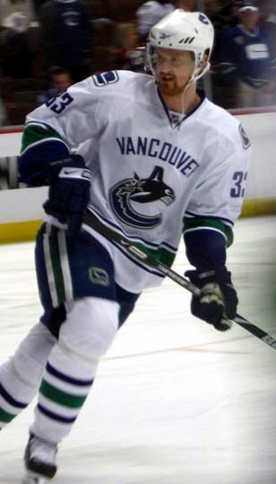 Tom McCarthy (ice hockey, born 1960) - Wikipedia
