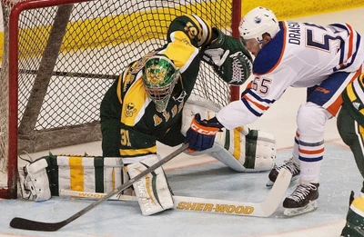 2014-09-17 Leon Draisaitl Oilers v Golden Bears