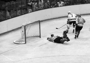Red Berenson scores the 2nd of 6 goals, November 7, 1968.
