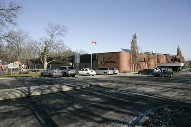 Elgin Barrow Arena.jpg