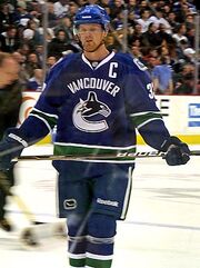 Henrik Sedin 03-2011