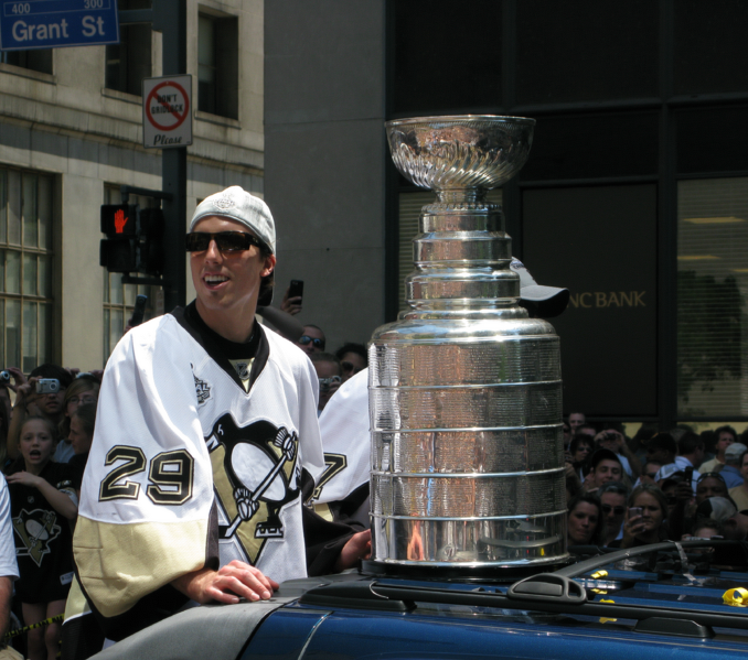 Fleury gets his turn with Stanley Cup, shares it with Ronald McDonald House  kids