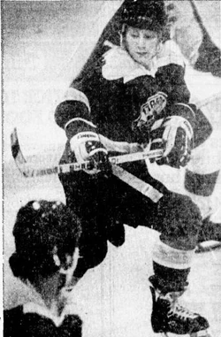 Bobby Hull Jr. with Taber Golden Suns
