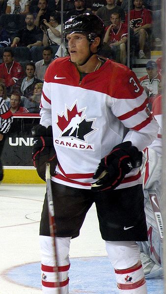 Dion Phaneuf - Stats & Facts - Elite Prospects