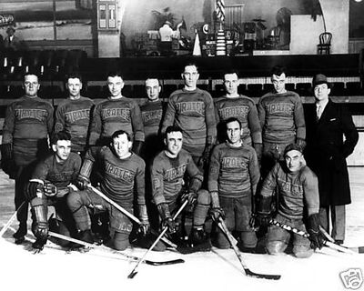 Player photos for the 1928-29 Detroit Cougars at