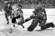 26Mar1972-Bucyk Dryden.jpg (106 KB) Guy Lapointe, John Bucyk, J.C. Tremblay, Ken Dryden, March 26, 1972.