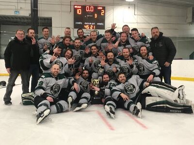 2018 SWHL champions Wilkie Outlaws