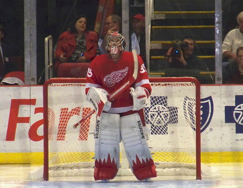 Ex-Detroit Red Wings goalie Jimmy Howard retires after 11 seasons