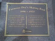 Deys plaque