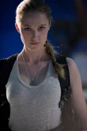 Maikamonroe03.jpg (2.04 MB)