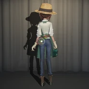 Budding Heart as it appears in the Appearance Decoration Menu