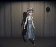 Emote Animation with the matching costume Balloon Tour