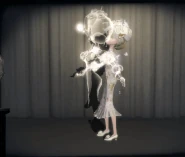 Farewell emote in Tannick color, while wearing the matching costume Tonight or Never