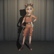 Female Driver's appearance, repurposed as the Original model for Mechanic