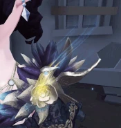 Monstrous Bird's rose's particle effects, notice the tiny birds.