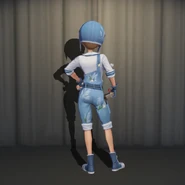 Island Guide In-Game Model Back View.