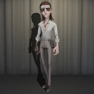 Falconer In-Game Model Front View.