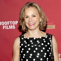 Amy Sedaris Idea Wiki Fandom Amy sedaris (born march 29, 1961, in endicott, new york) is an american actress, author, and comedian. amy sedaris idea wiki fandom