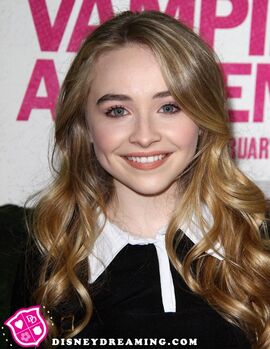 Sabrina-Carpenter-Vampire-Academy.jpg